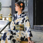 Charger l'image dans la galerie, Kimono Motif Japonais Femme 'Tengu'
