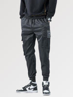 Charger l'image dans la galerie, Pantalon Cargo Noir Homme 'Nichinan'
