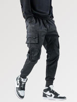 Charger l'image dans la galerie, Pantalon Cargo Noir Homme 'Nichinan'
