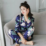 Charger l'image dans la galerie, Pyjama Japonais Femme en Satin
